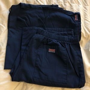 Cherokee scrubs. Navy. size XS. GUC.